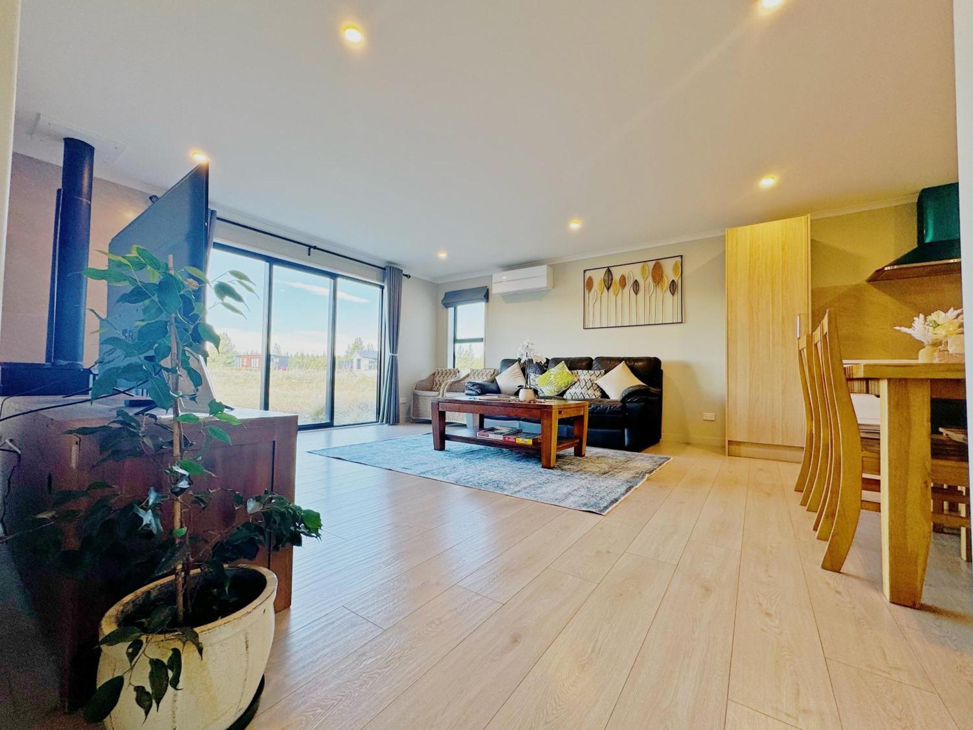 April Lodge Лейк Текапо Екстериор снимка